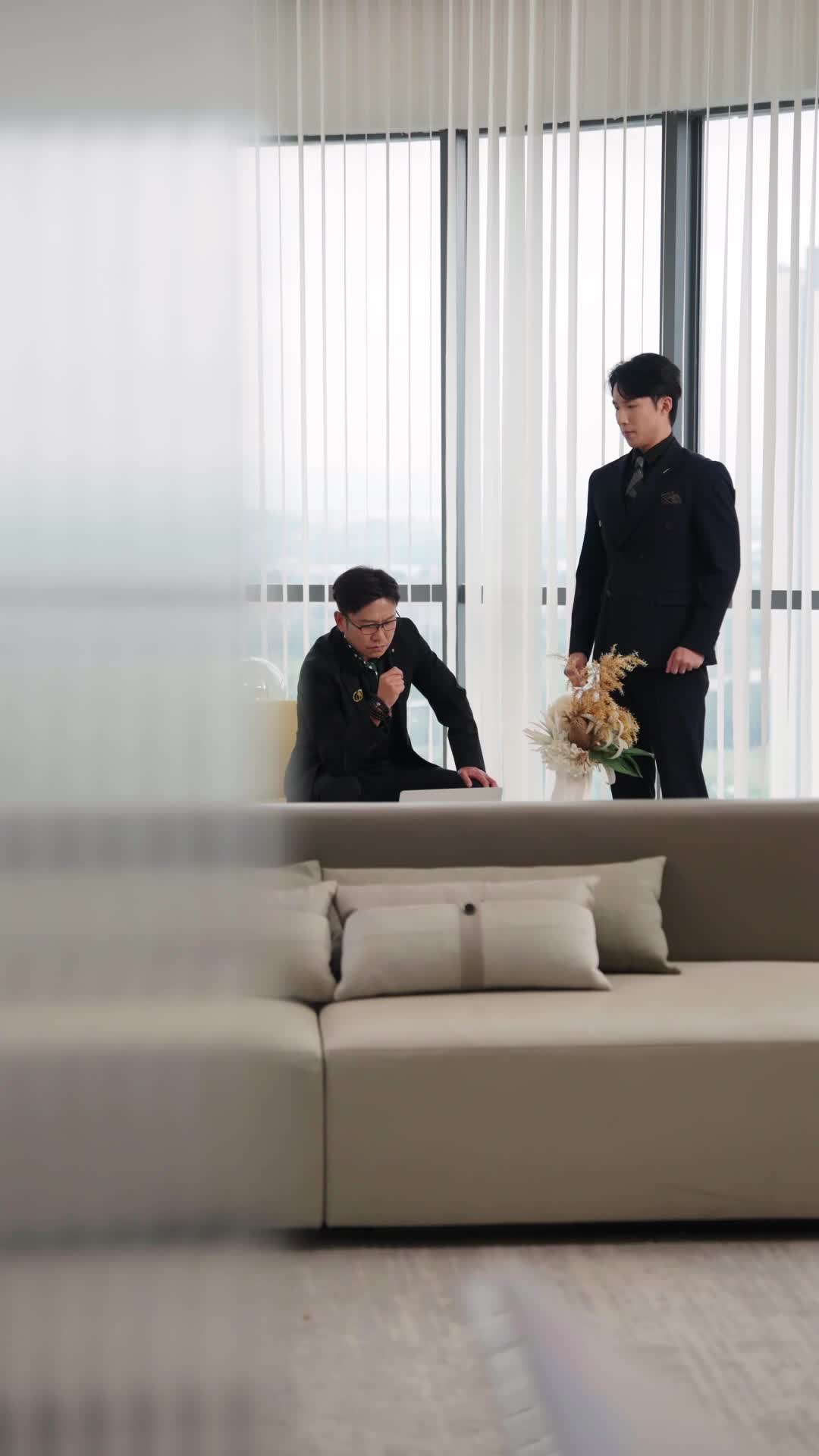 Episode 16 of Sassy Wife & Mischievous Guard