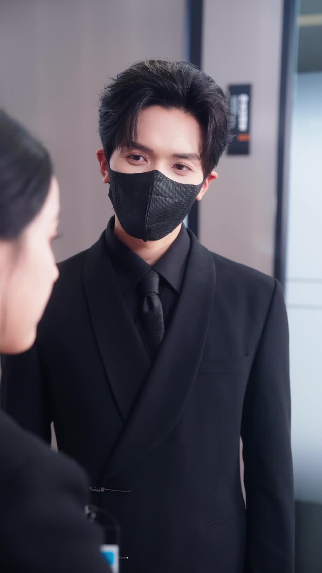 Episode 43 of Sassy Wife & Mischievous Guard