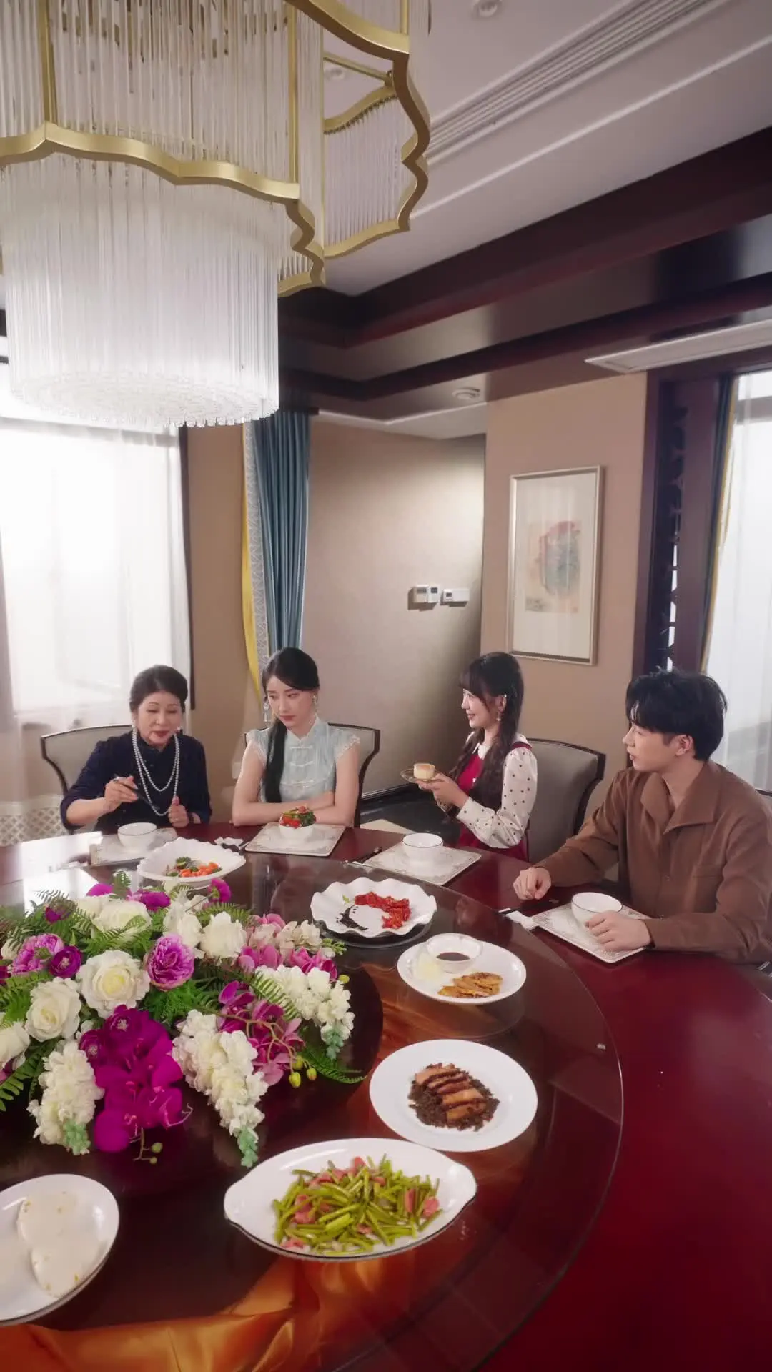Episode 54 of Sassy Wife & Mischievous Guard