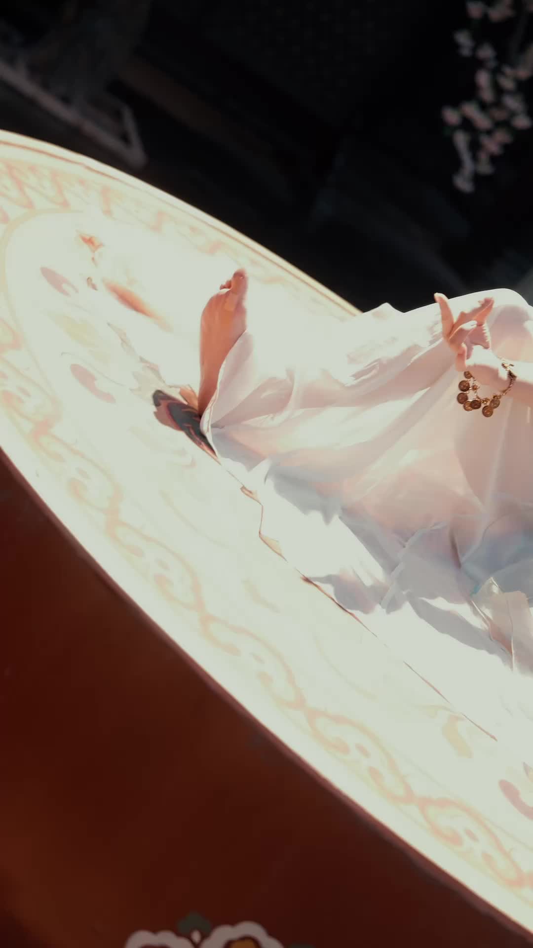 Episode 1 of Scarlet Revenge: The Emperor's Love