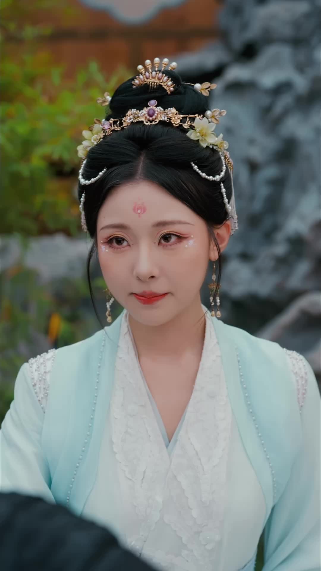 Episode 10 of Scarlet Revenge: The Emperor's Love