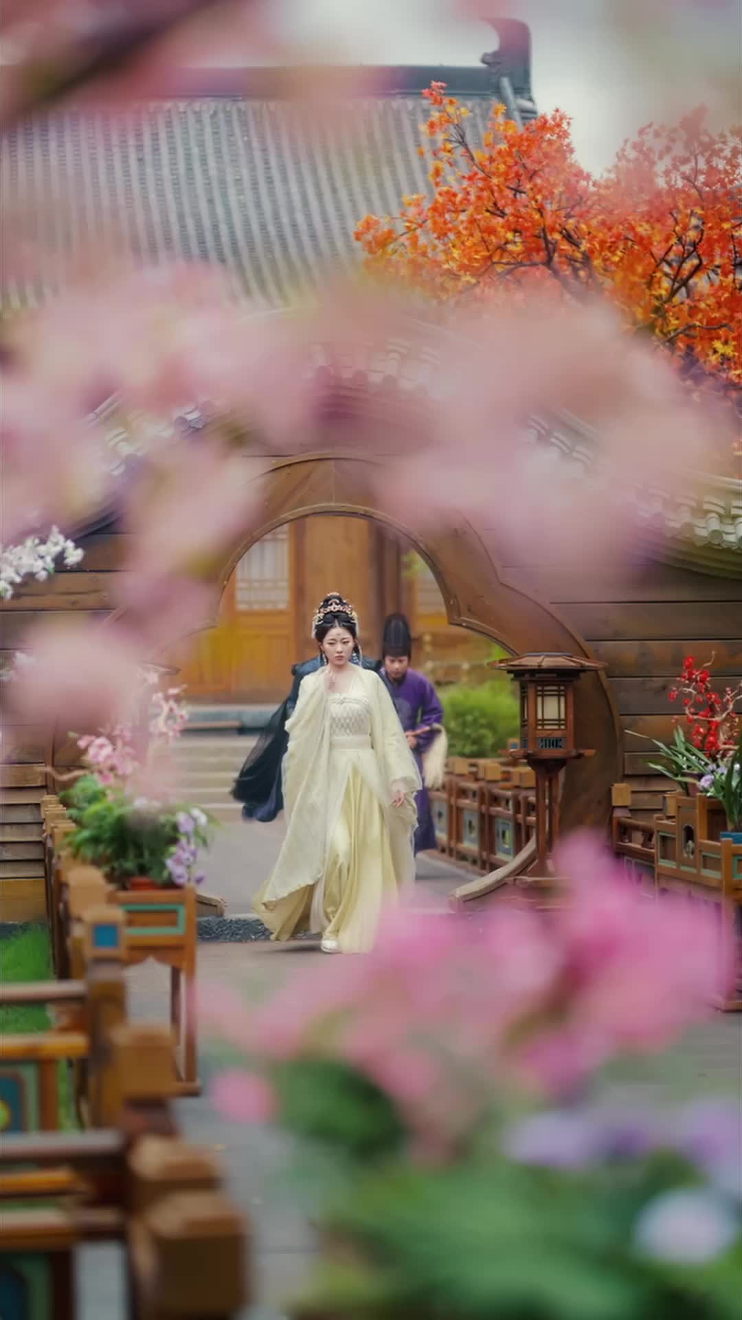 Episode 19 of Scarlet Revenge: The Emperor's Love
