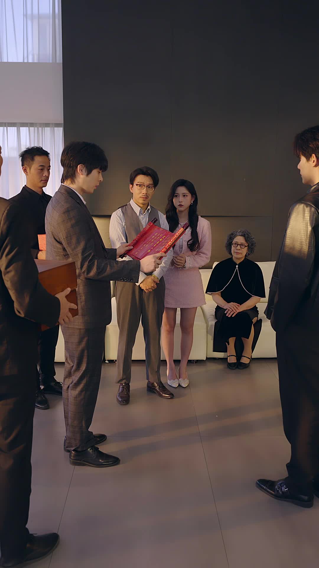 Episode 43 of Seduced by My Proud Fiance