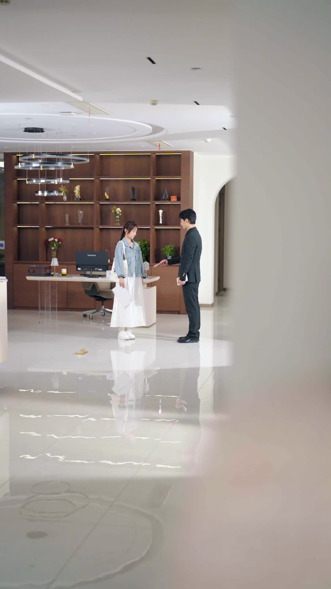 Episode 5 of Shared Senses, Sweet Love