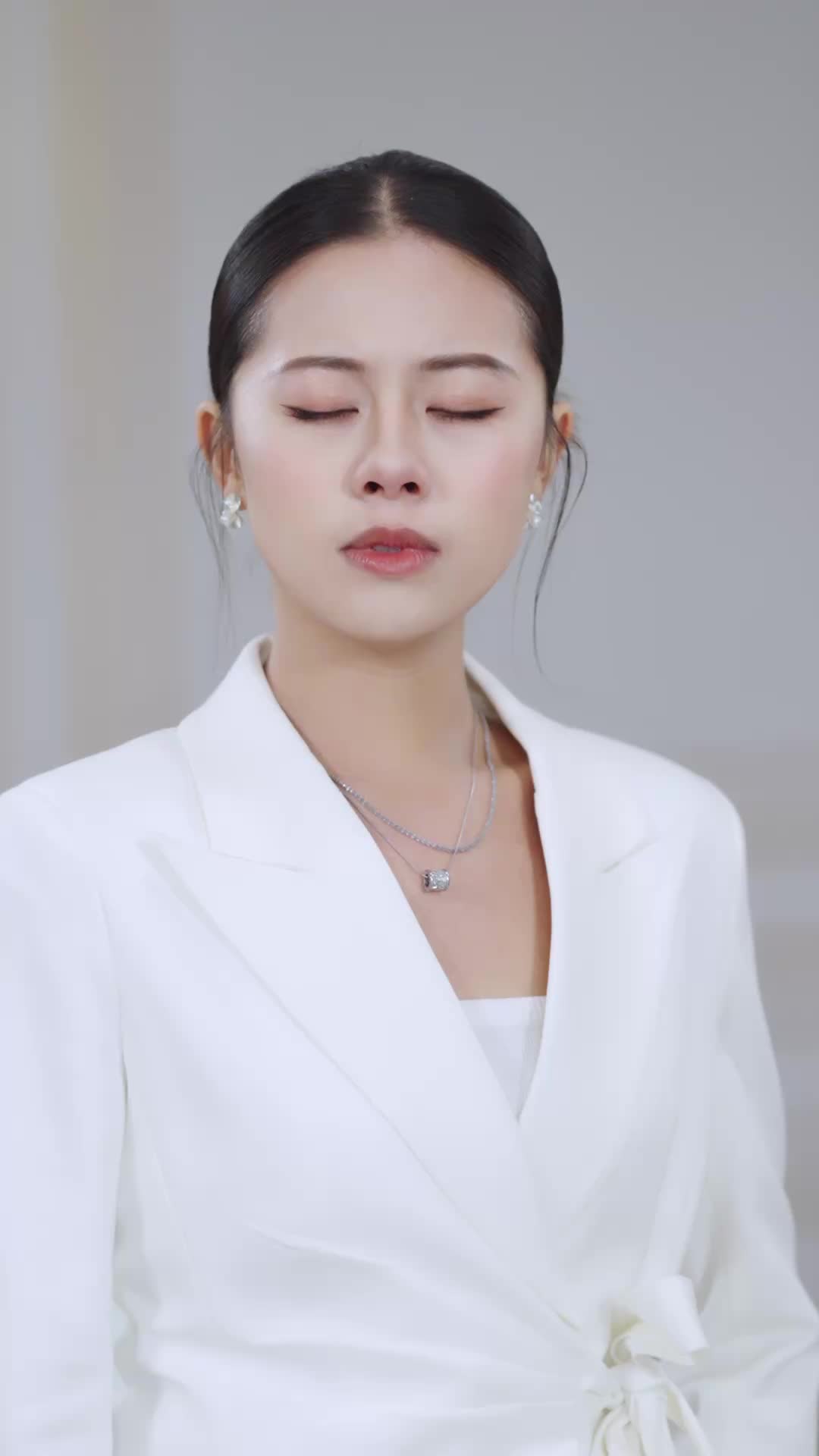 Episode 18 of She Fled Hell Only to Marry Fate