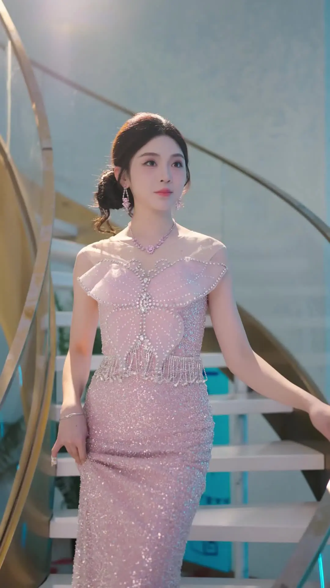 Episode 25 of Silent Star, Shining Scars