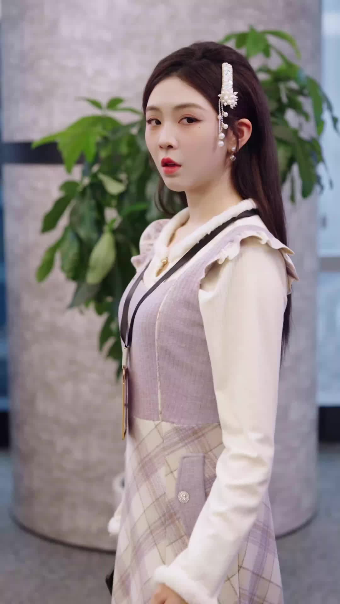 Episode 35 of Silent Star, Shining Scars