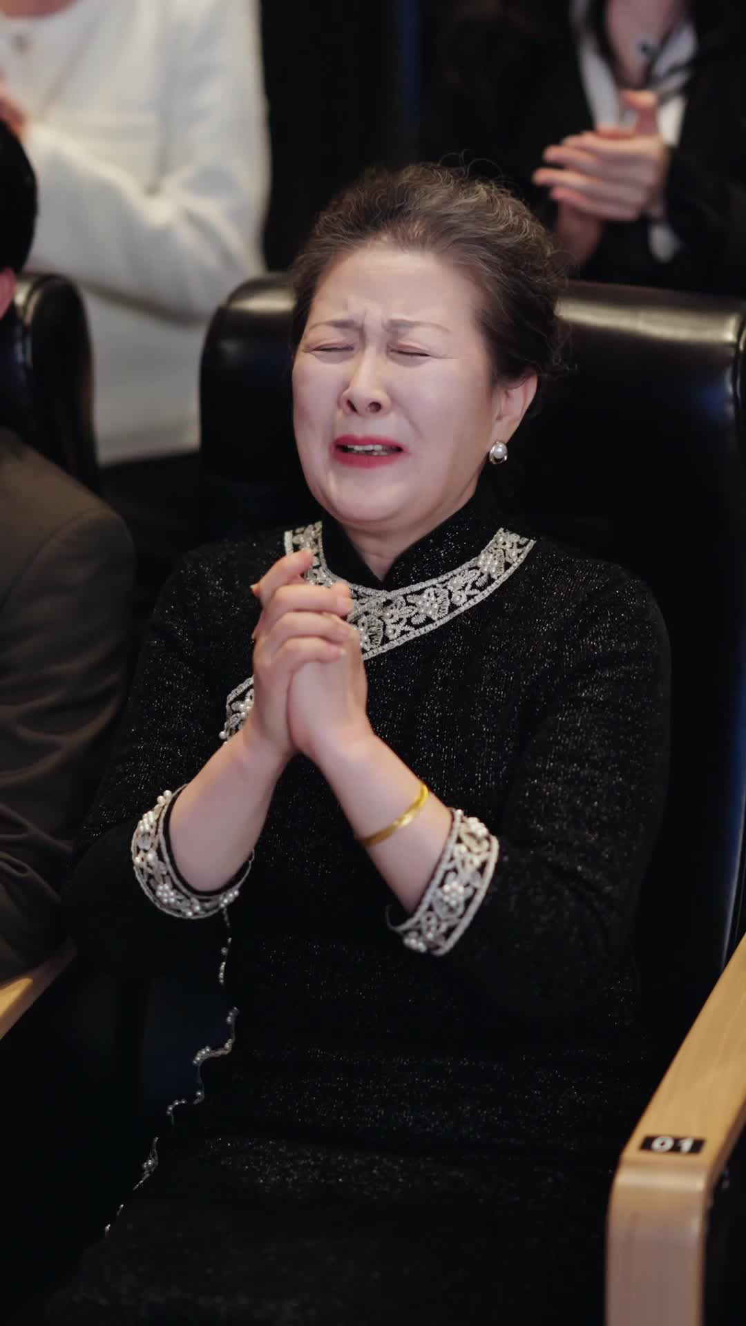 Episode 75 of Silent Star, Shining Scars