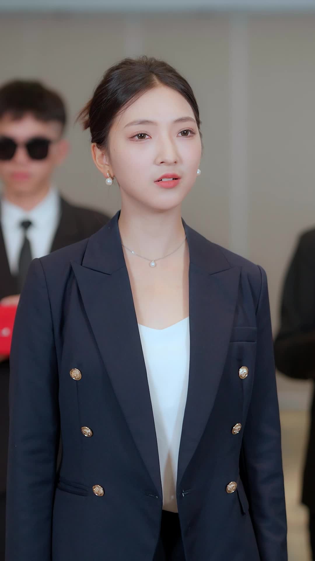 Episode 50 of Sis, I Prepared a Billionaire Husband for You