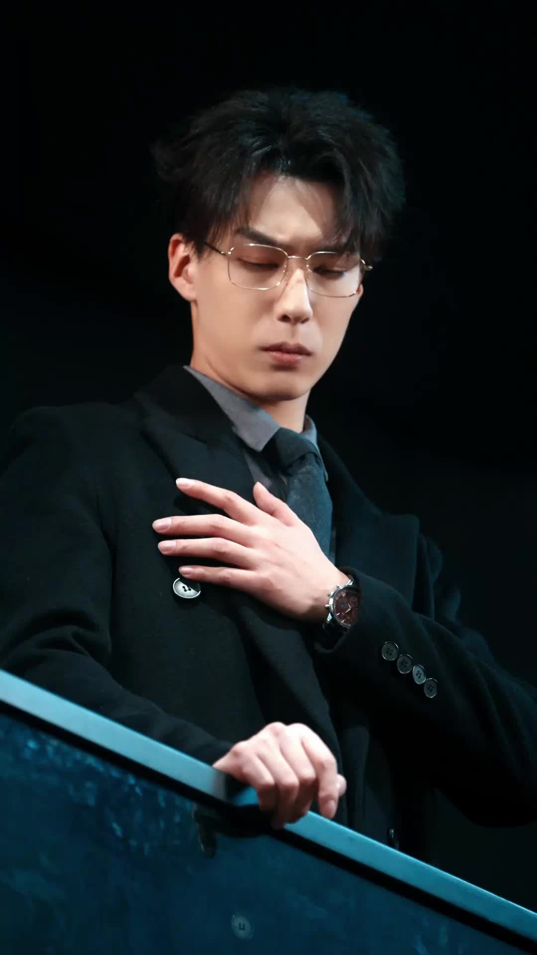 Episode 13 of Sister Pact, Love's Contract