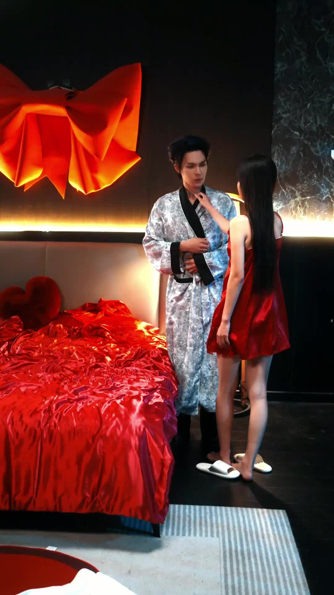 Episode 16 of Sister Pact, Love's Contract