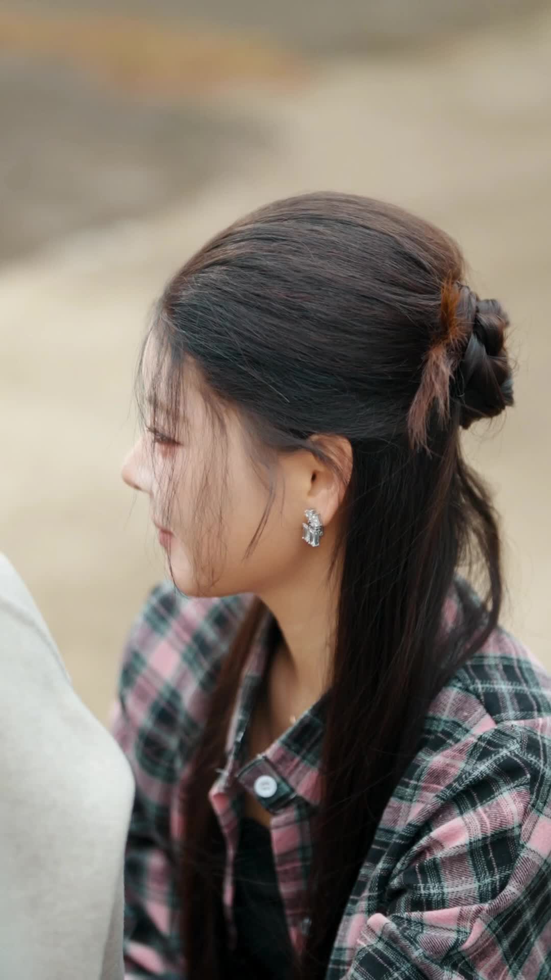 Episode 55 of Sister Pact, Love's Contract