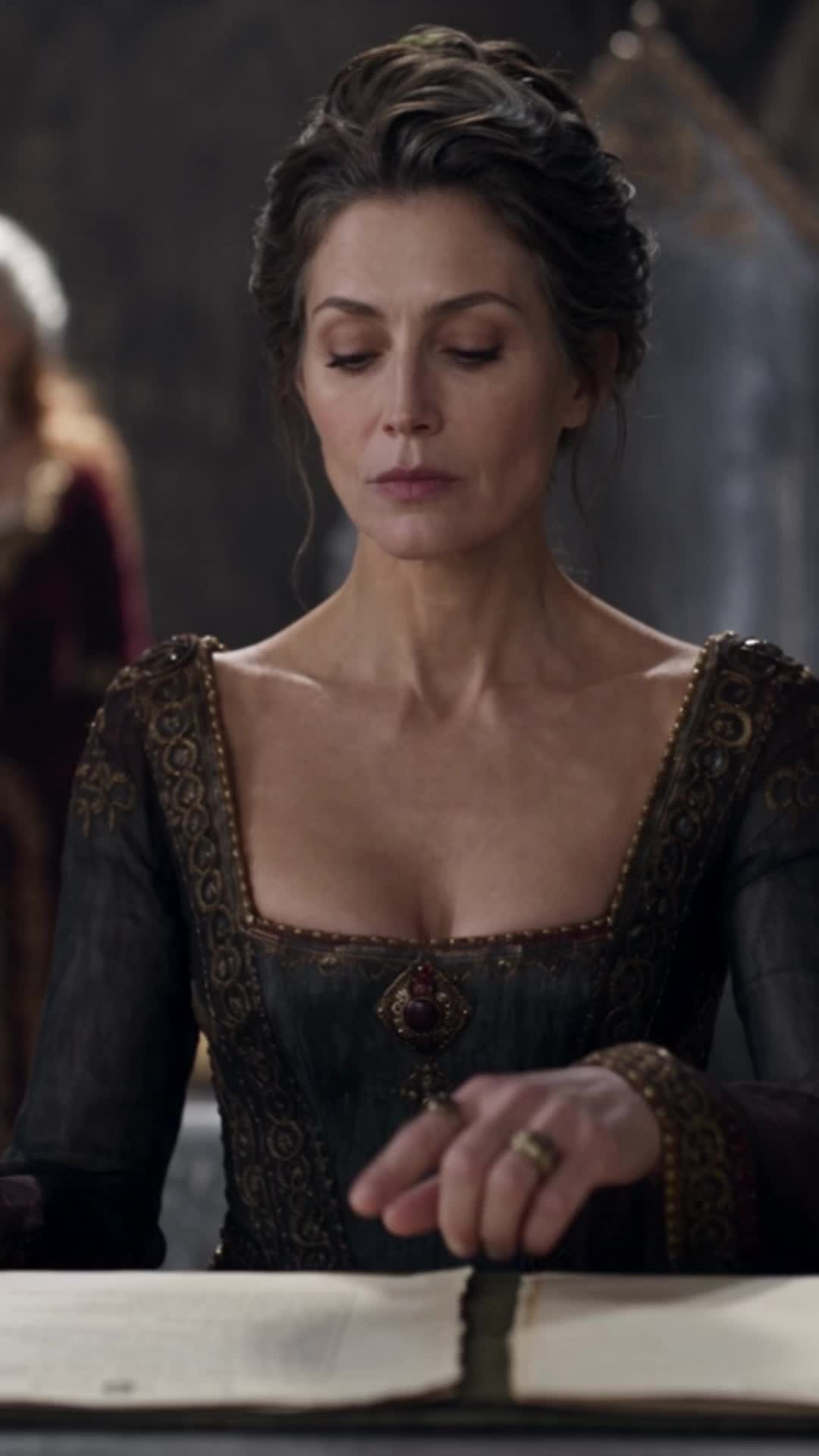 Episode 12 of Sister Stole My Mate, I Got the Dragon King