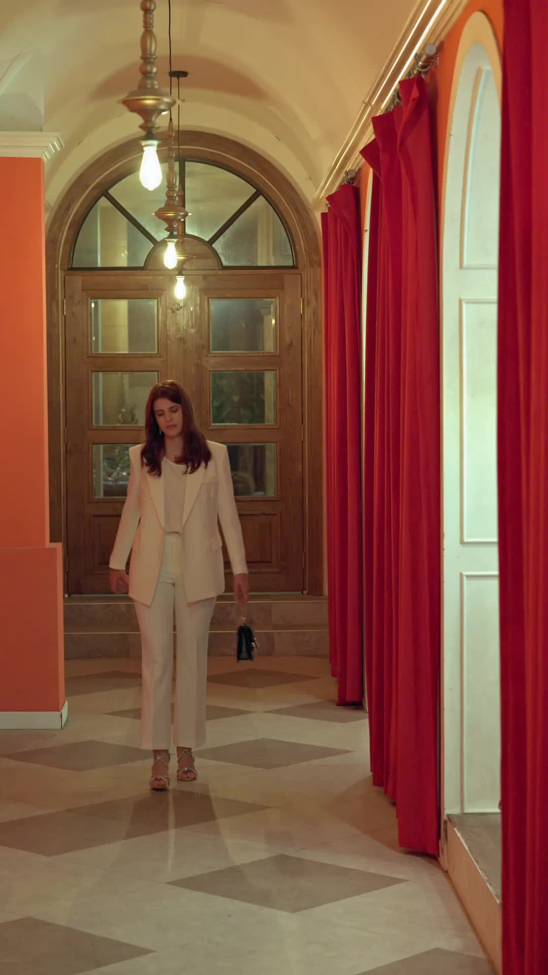 Episode 47 of Succession: Beauty and the Billionaire