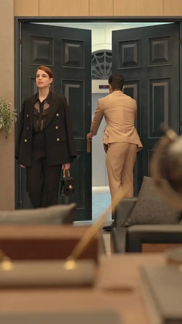 Episode 52 of Succession: Beauty and the Billionaire