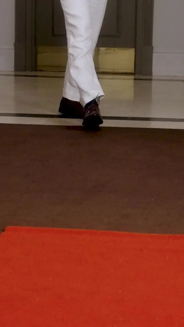 Episode 10 of Super Godfather: My Ex Begs Me on Her Knees
