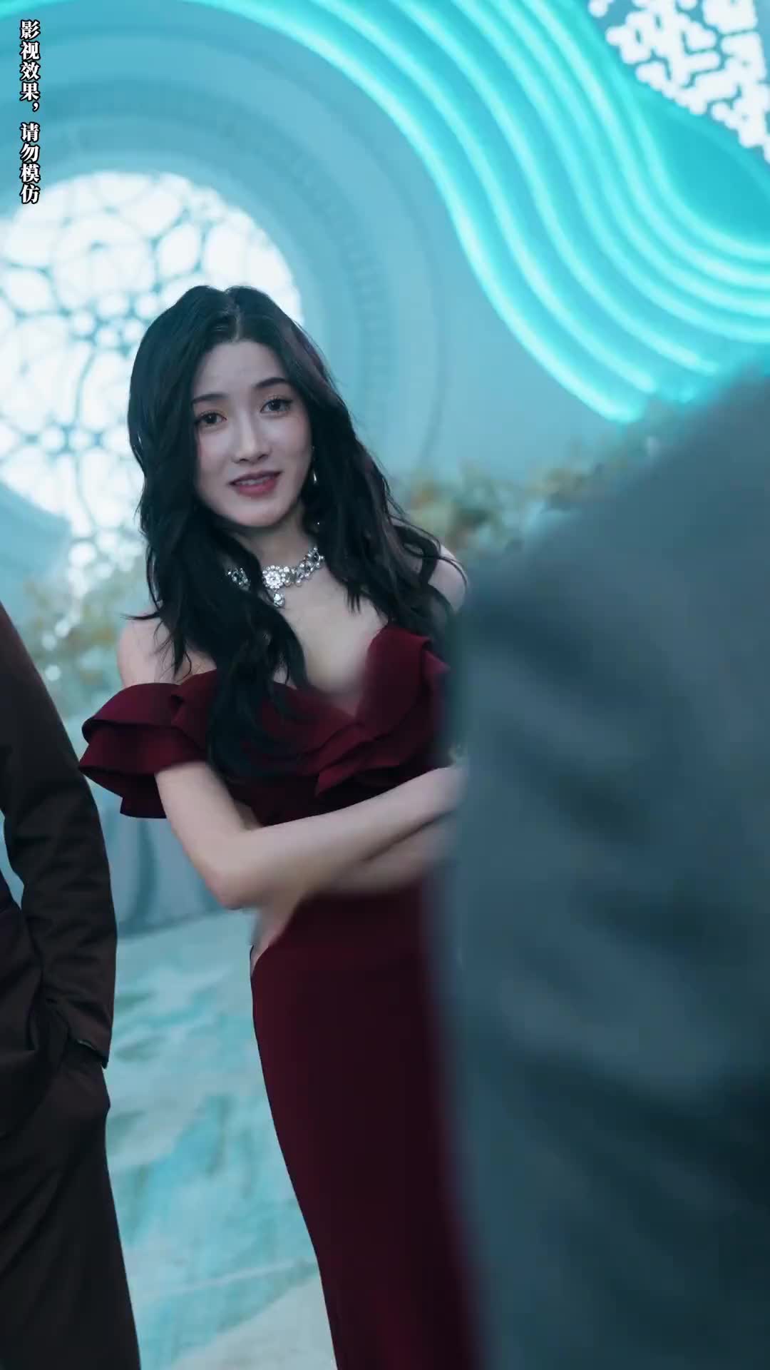 Episode 18 of Surrounded by Heirs