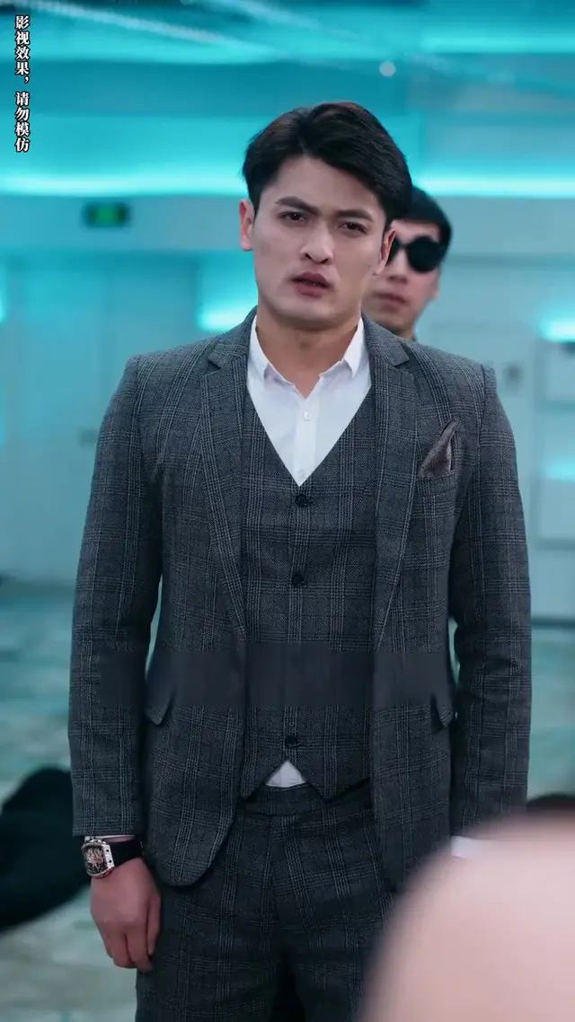 Episode 19 of Surrounded by Heirs