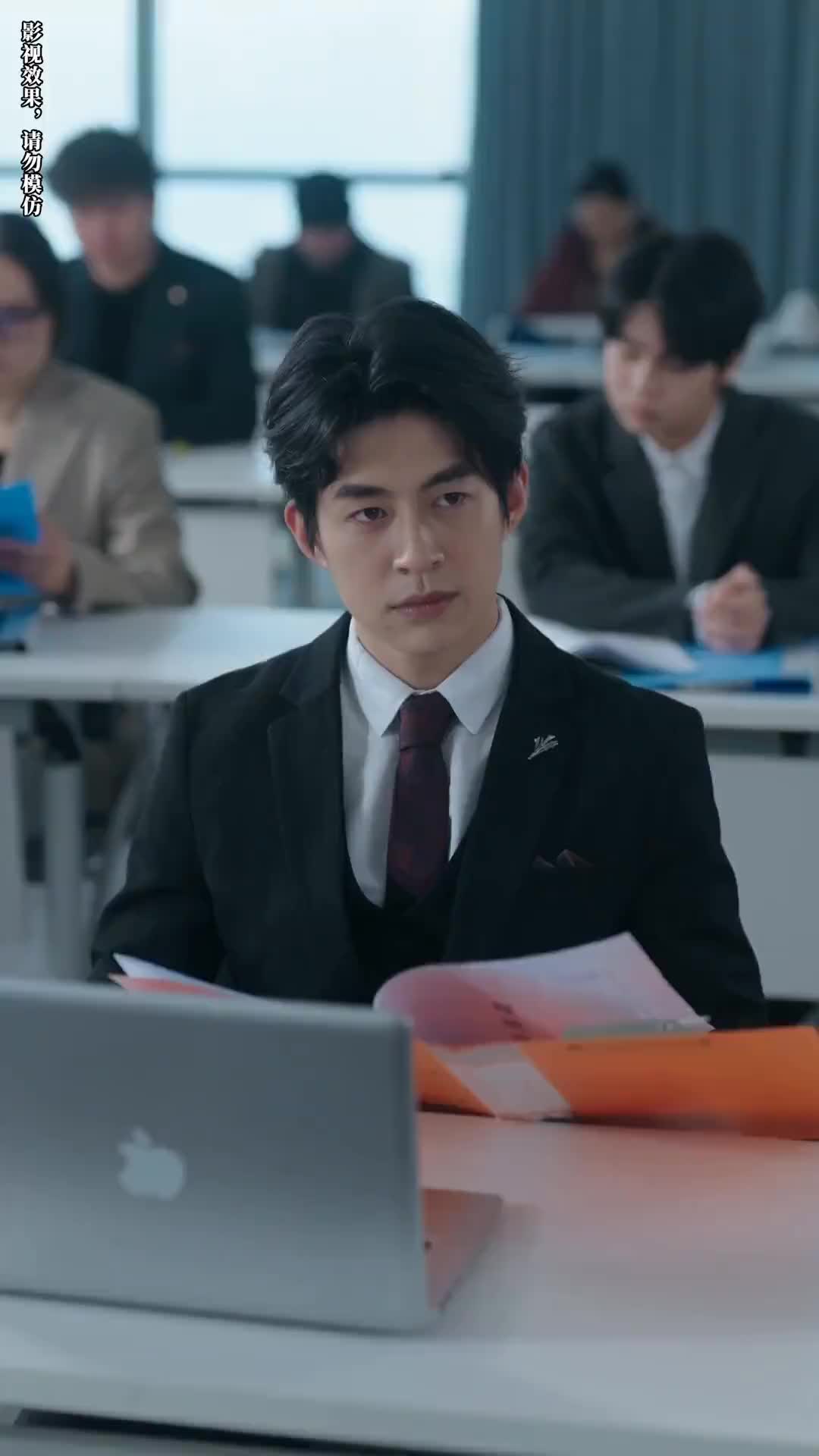 Episode 53 of Surrounded by Heirs
