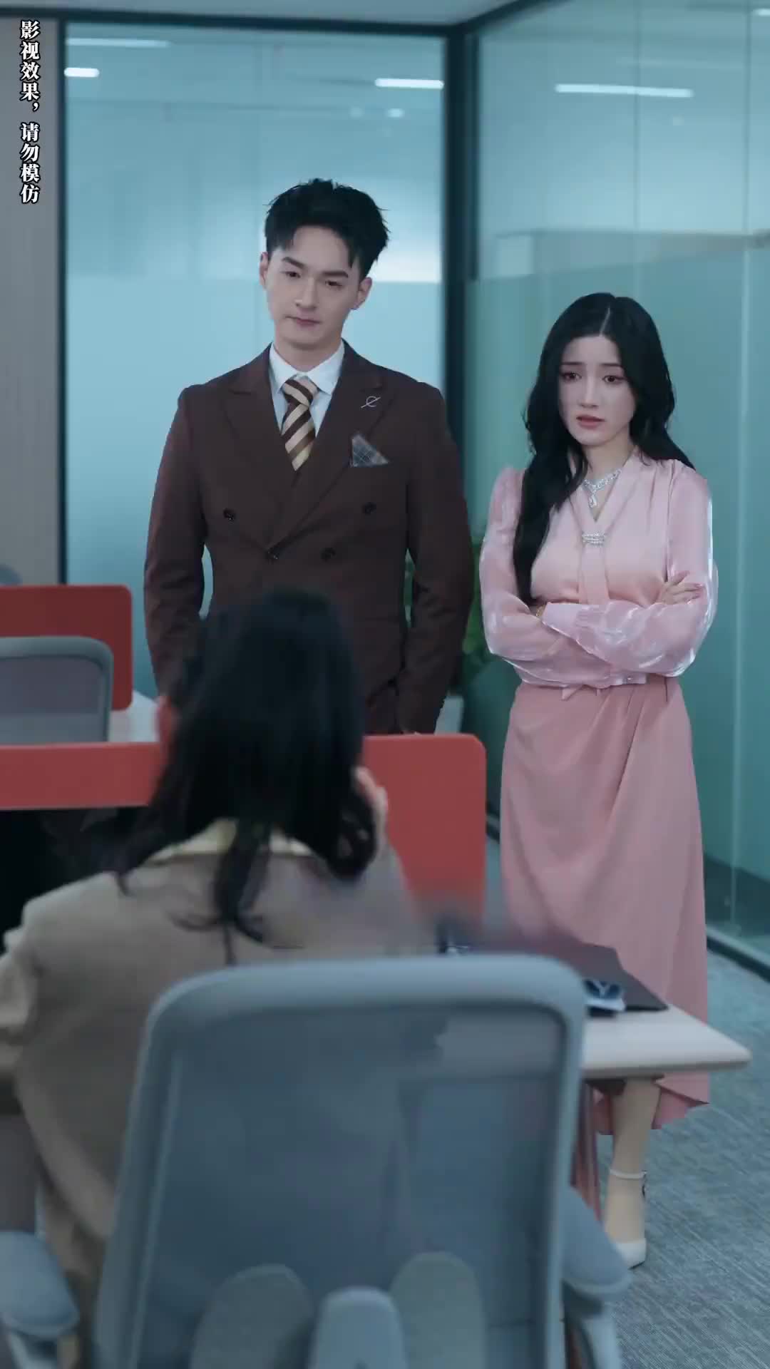 Episode 74 of Surrounded by Heirs