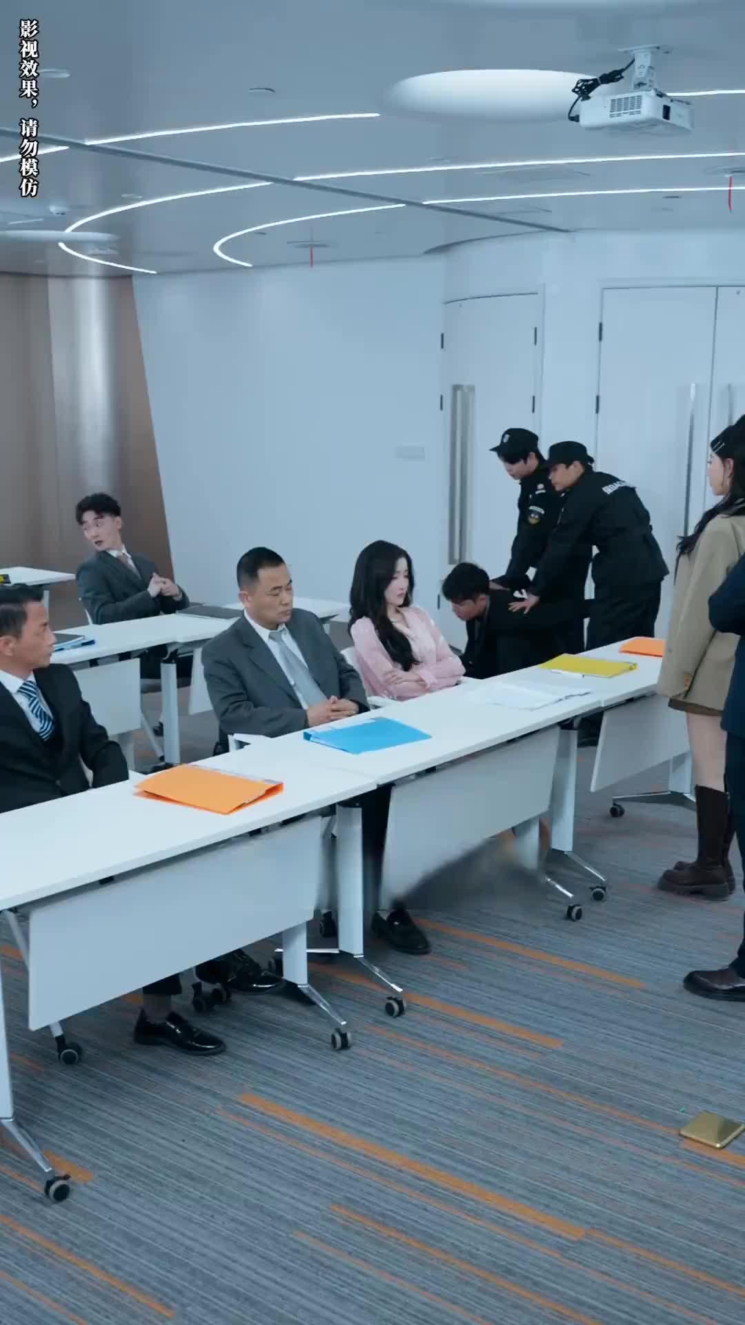 Episode 79 of Surrounded by Heirs
