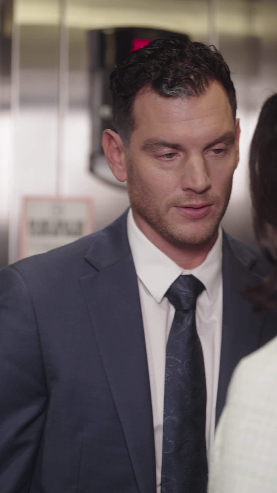 Episode 19 of Swapped My Ex for His Billionaire Uncle
