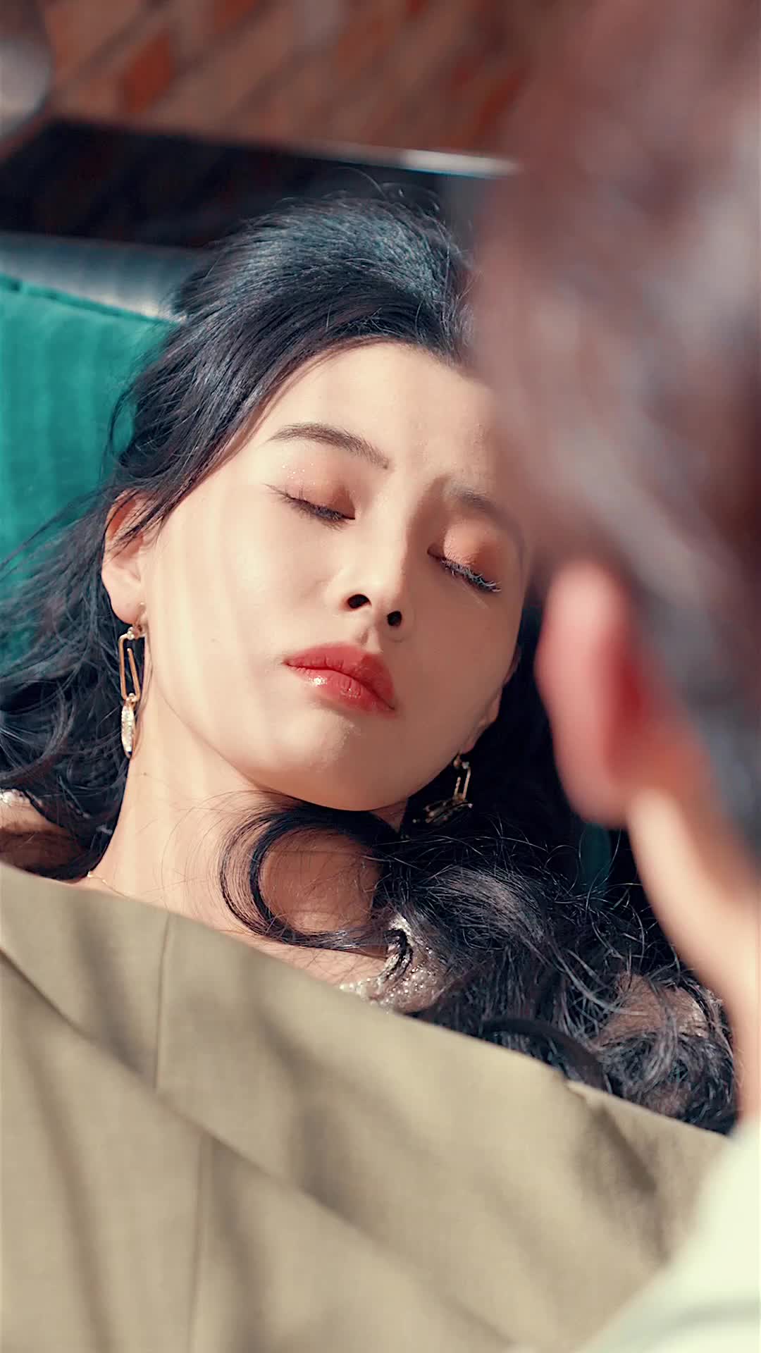Episode 17 of Sweet Strategy: Mr. Vance's Ex Is Too Proud