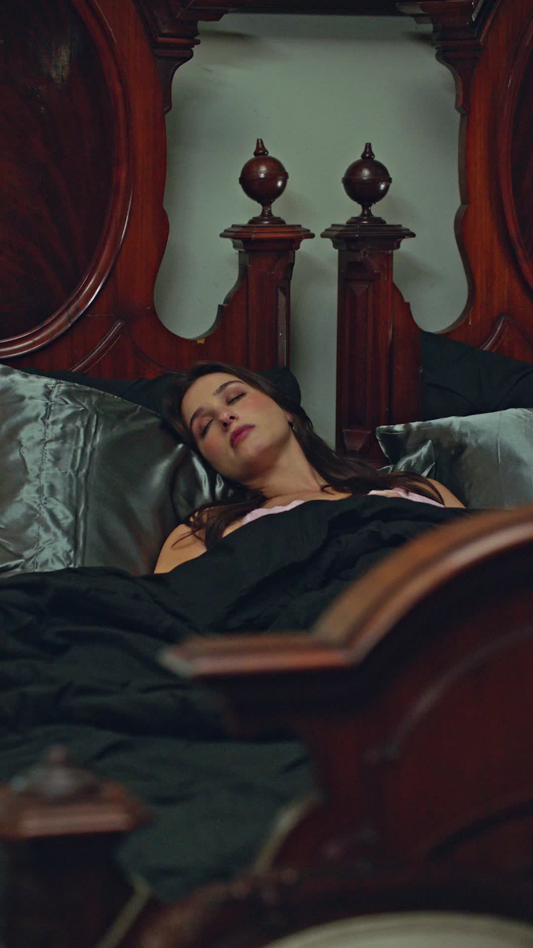 Episode 13 of Sweet Temptation