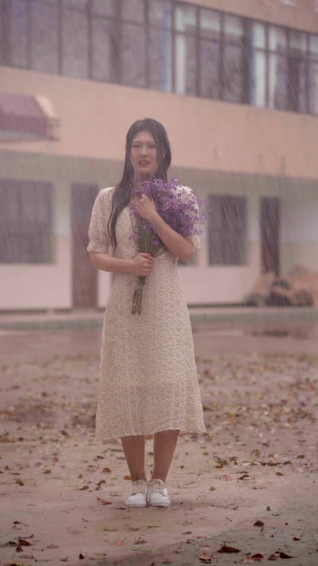 Episode 28 of Tears of a Falling Star