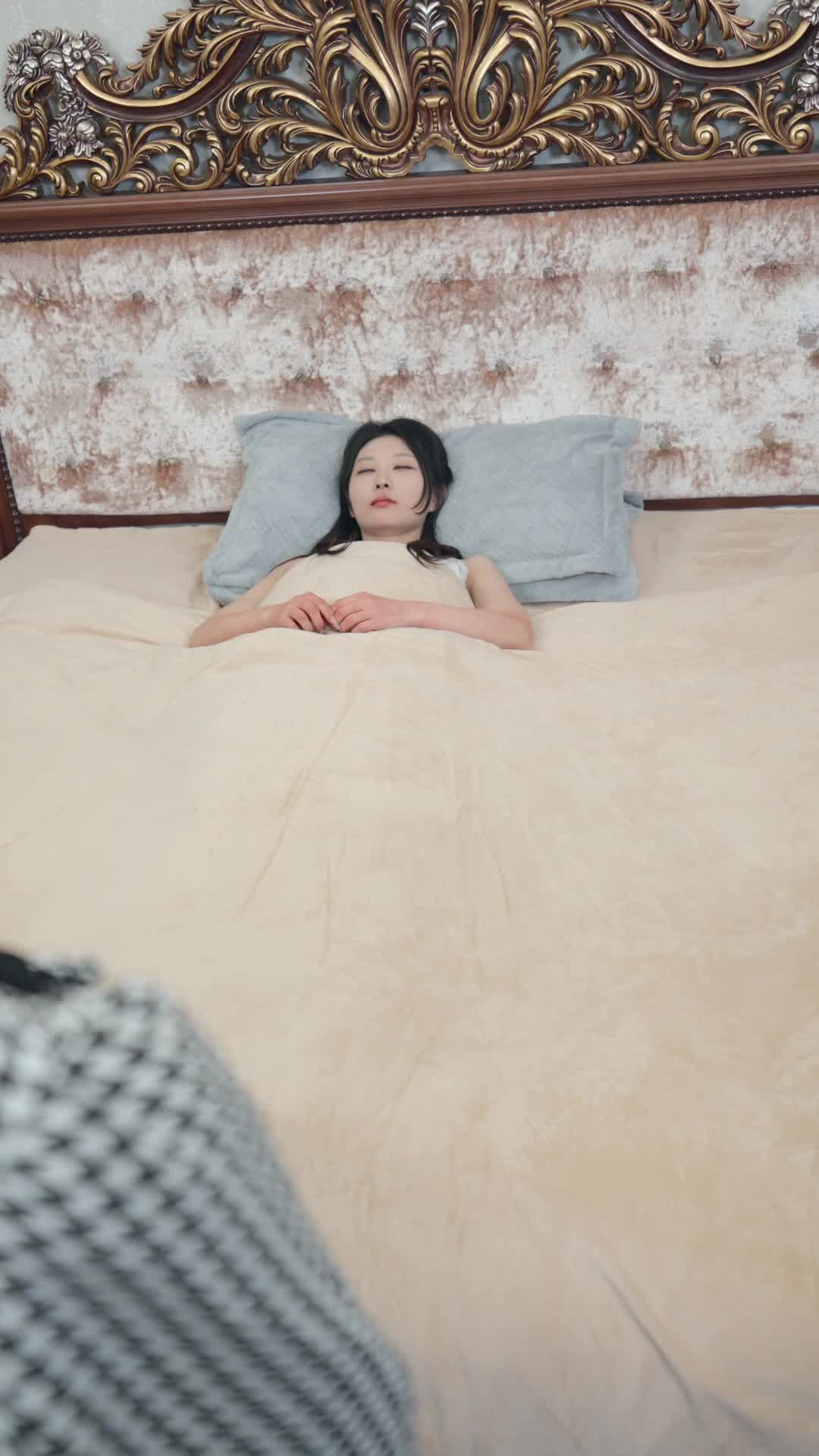 Episode 38 of Tears of a Falling Star