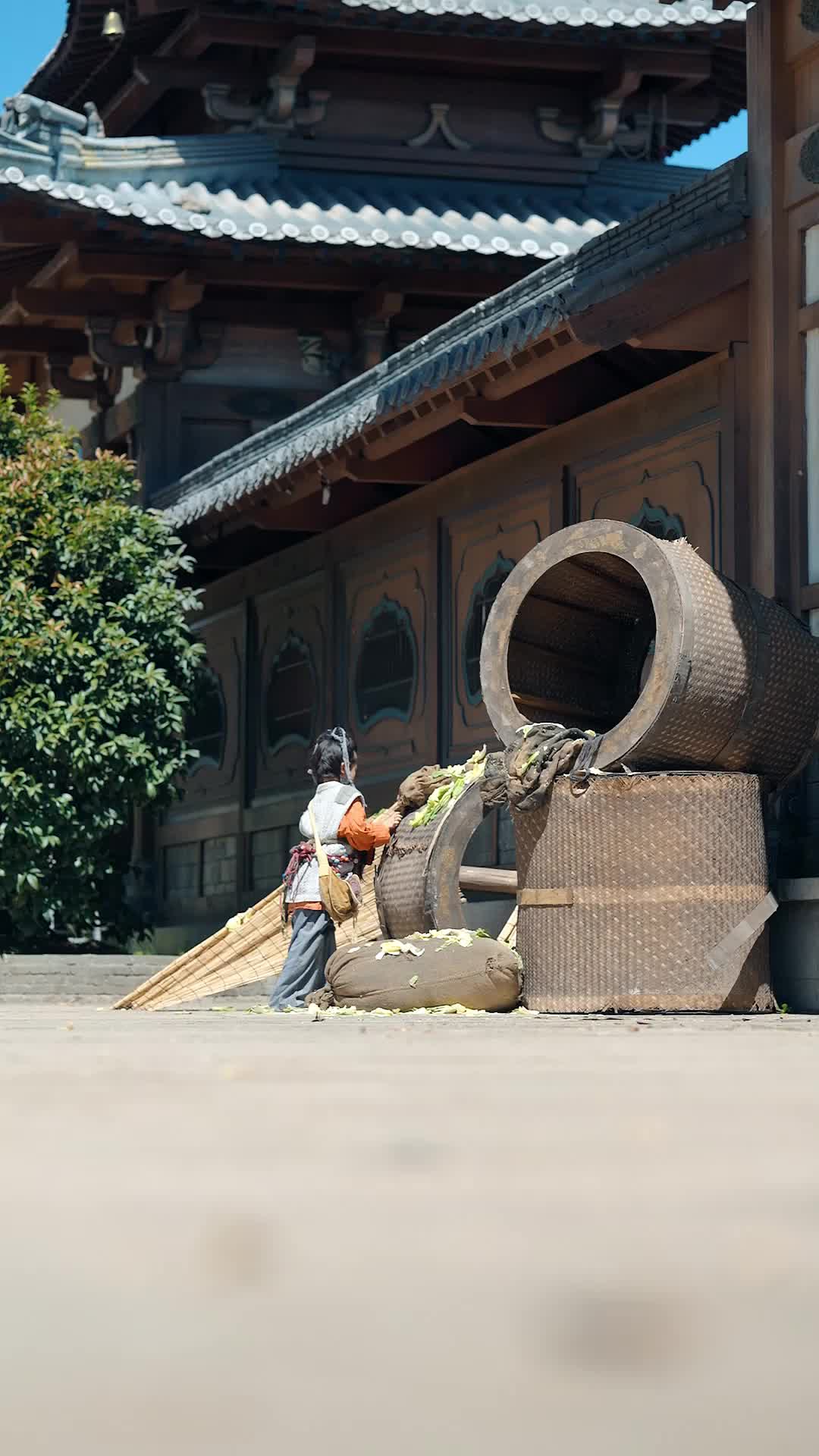 Episode 1 of That Beggar's Dad Is the Crown Prince!