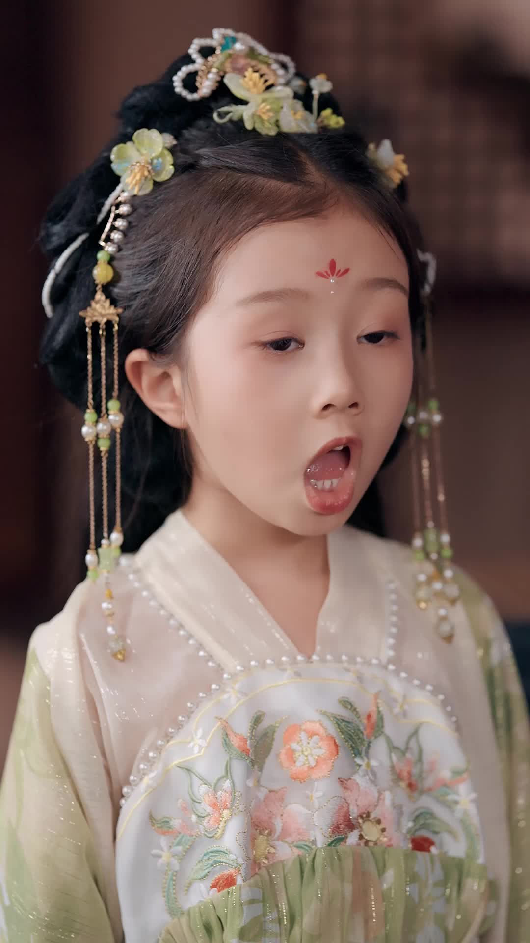 Episode 22 of That Beggar's Dad Is the Crown Prince!