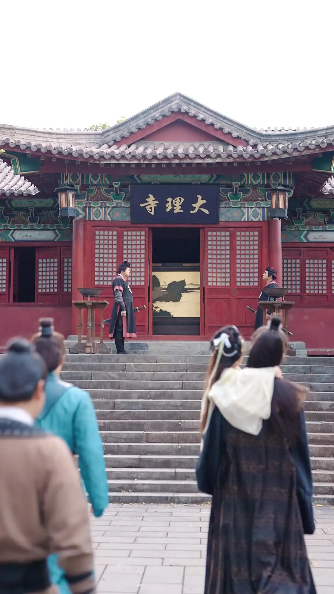 Episode 24 of That Beggar's Dad Is the Crown Prince!