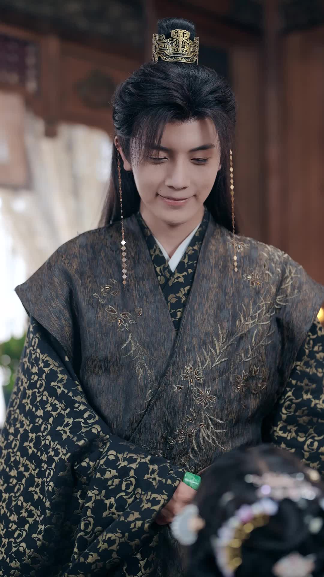 Episode 37 of That Beggar's Dad Is the Crown Prince!