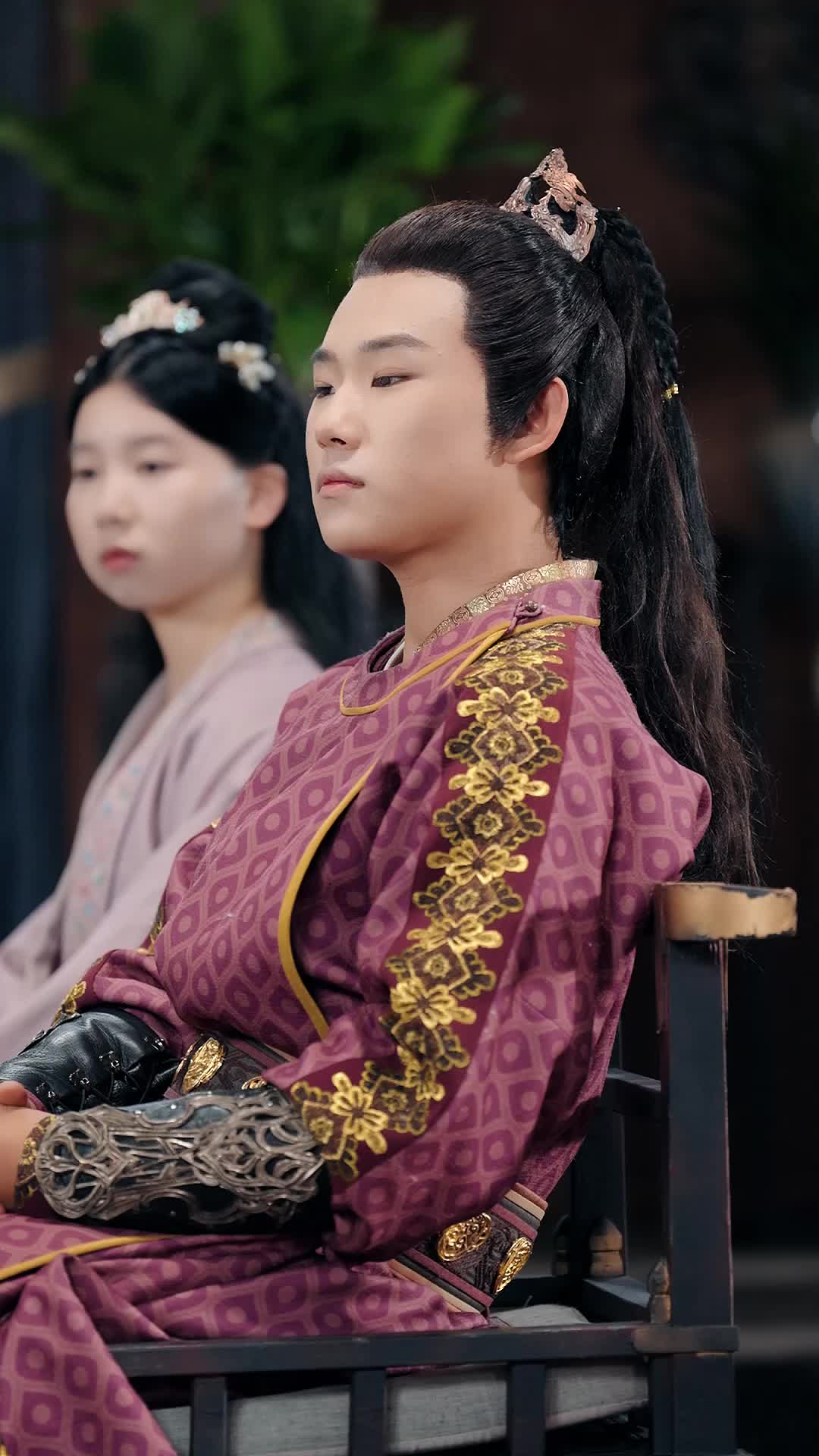 Episode 50 of That Beggar's Dad Is the Crown Prince!