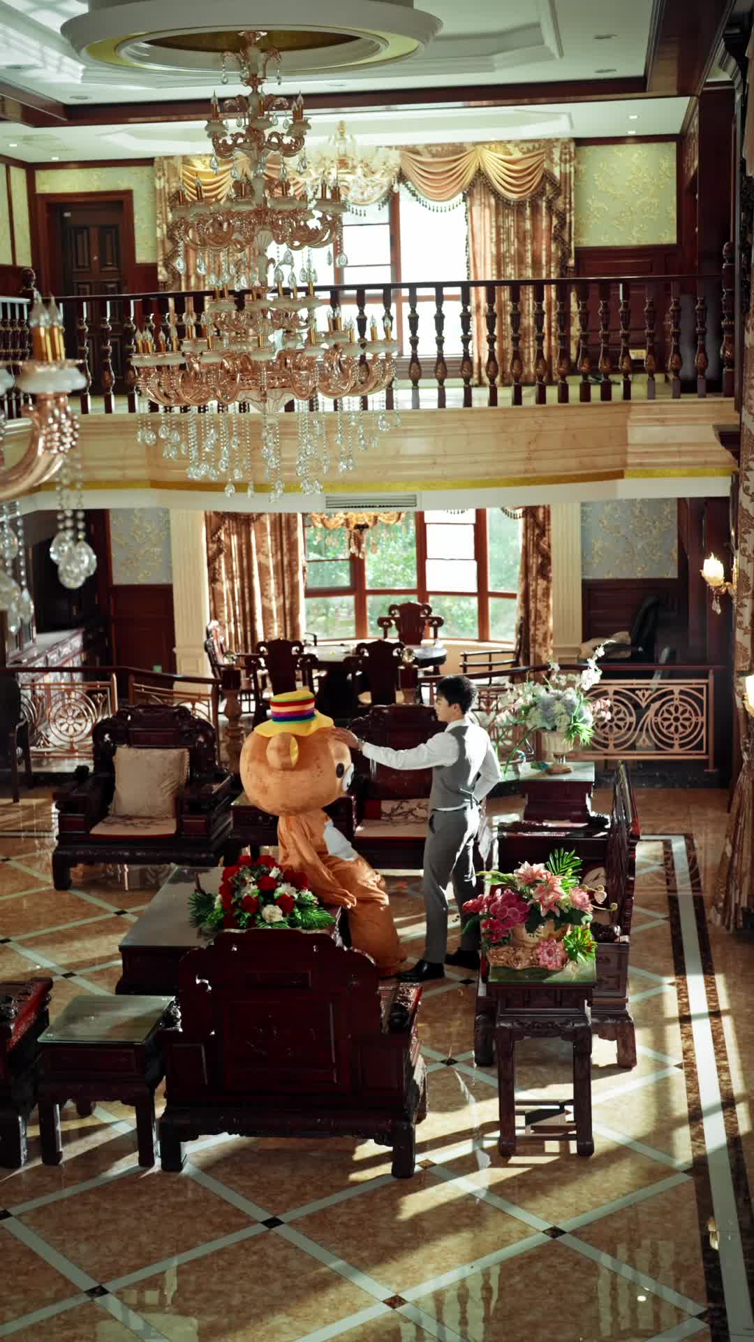 Episode 1 of The Bear Hid My Husband's Secret