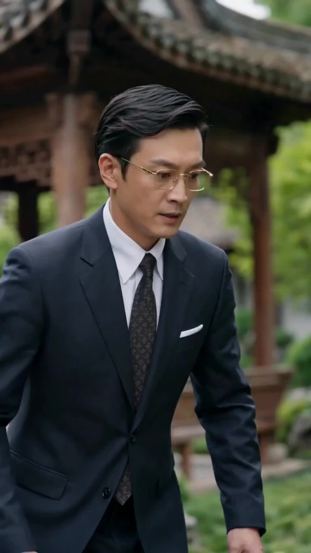 Episode 32 of The Billionaire's Unstoppable Wife