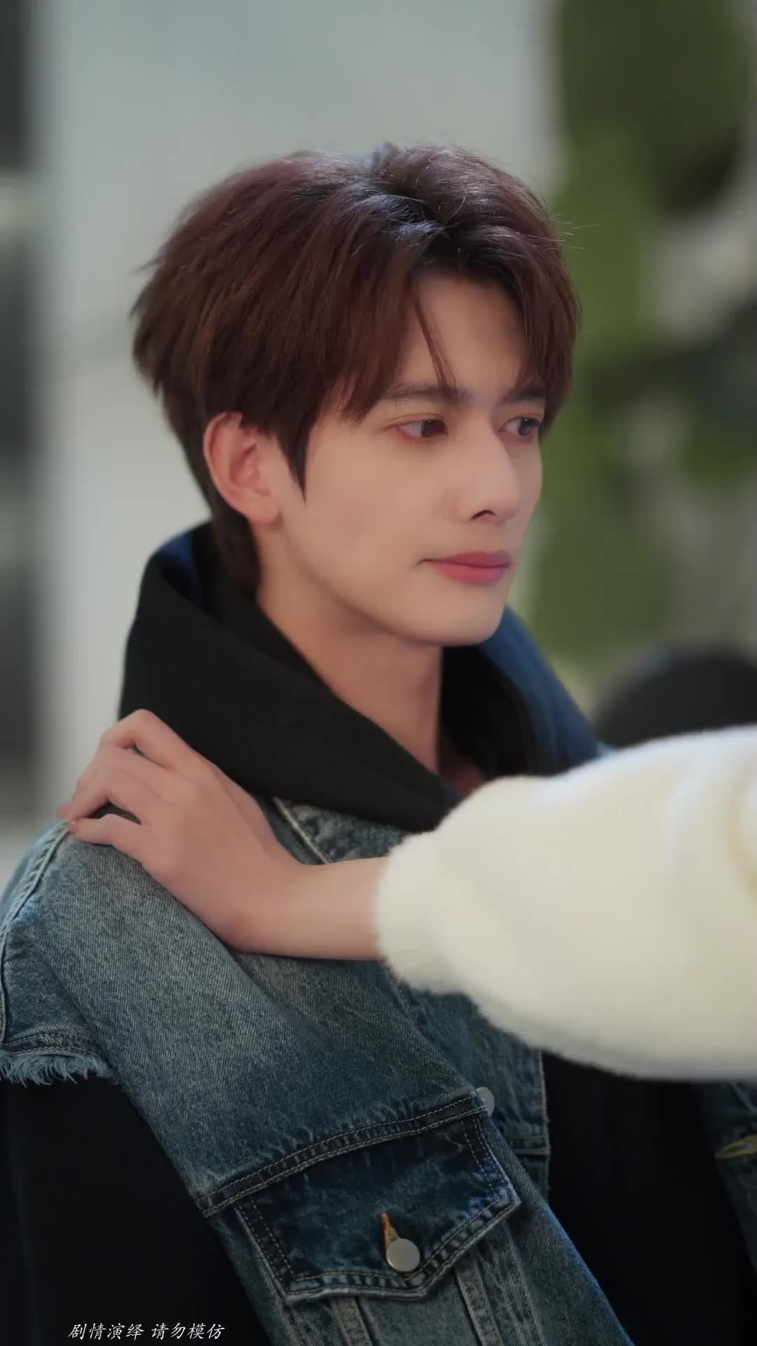 Episode 15 of The Bodyguard Who Owns the City