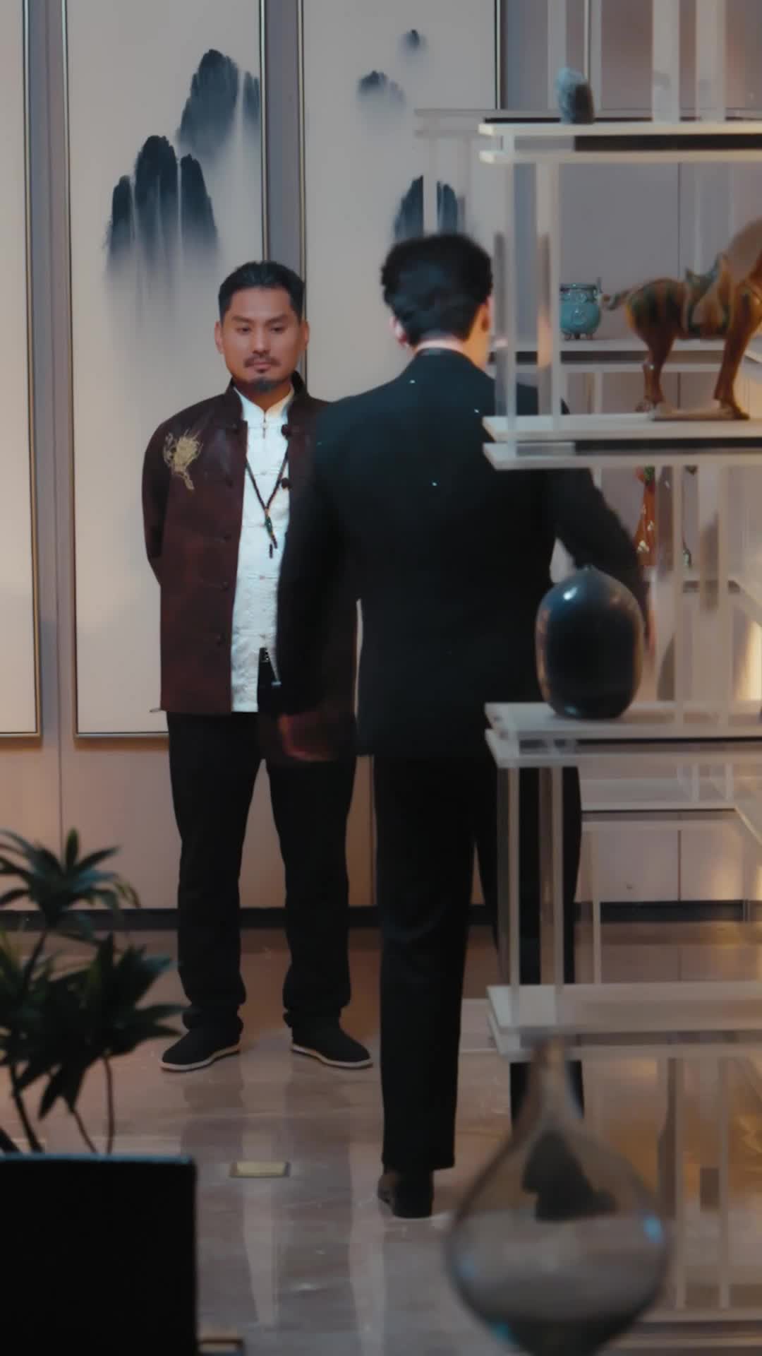 Episode 7 of The Bodyguard Who Ruled Fate