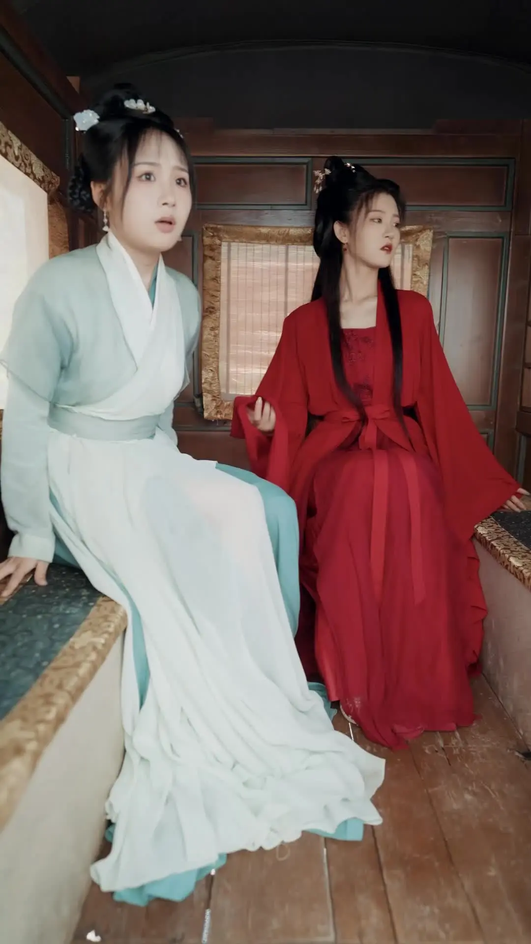 Episode 3 of The Bride Hides a Crown No One Sees