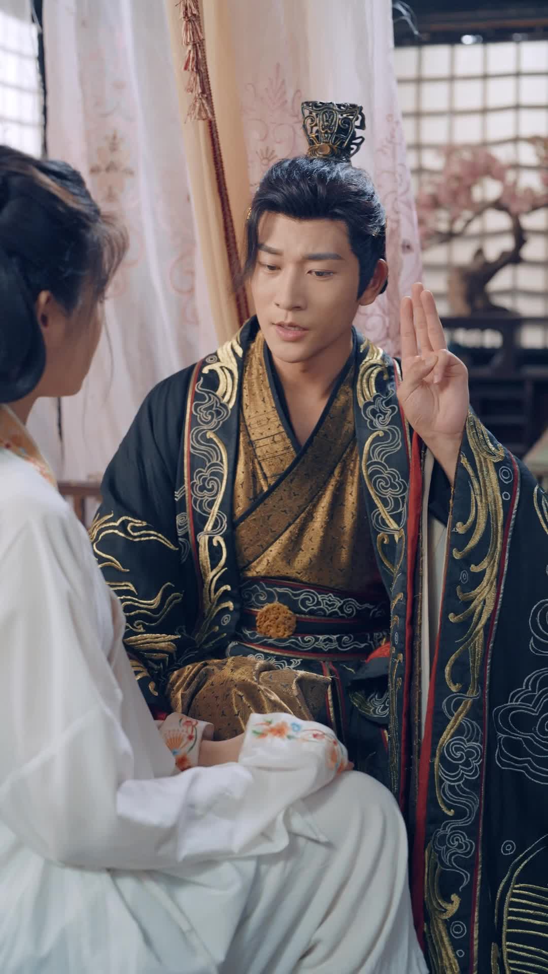Episode 36 of The Bride Hides a Crown No One Sees