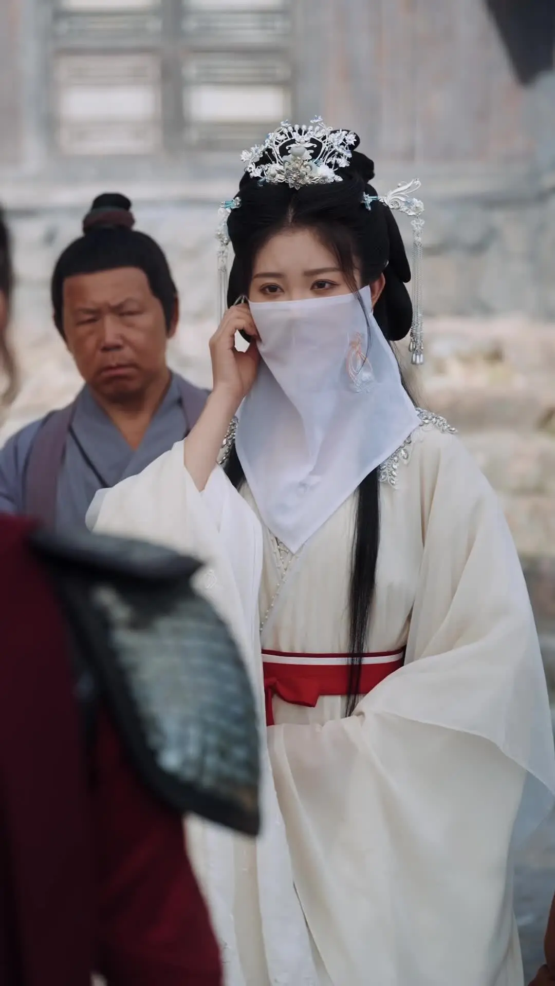 Episode 56 of The Bride Hides a Crown No One Sees