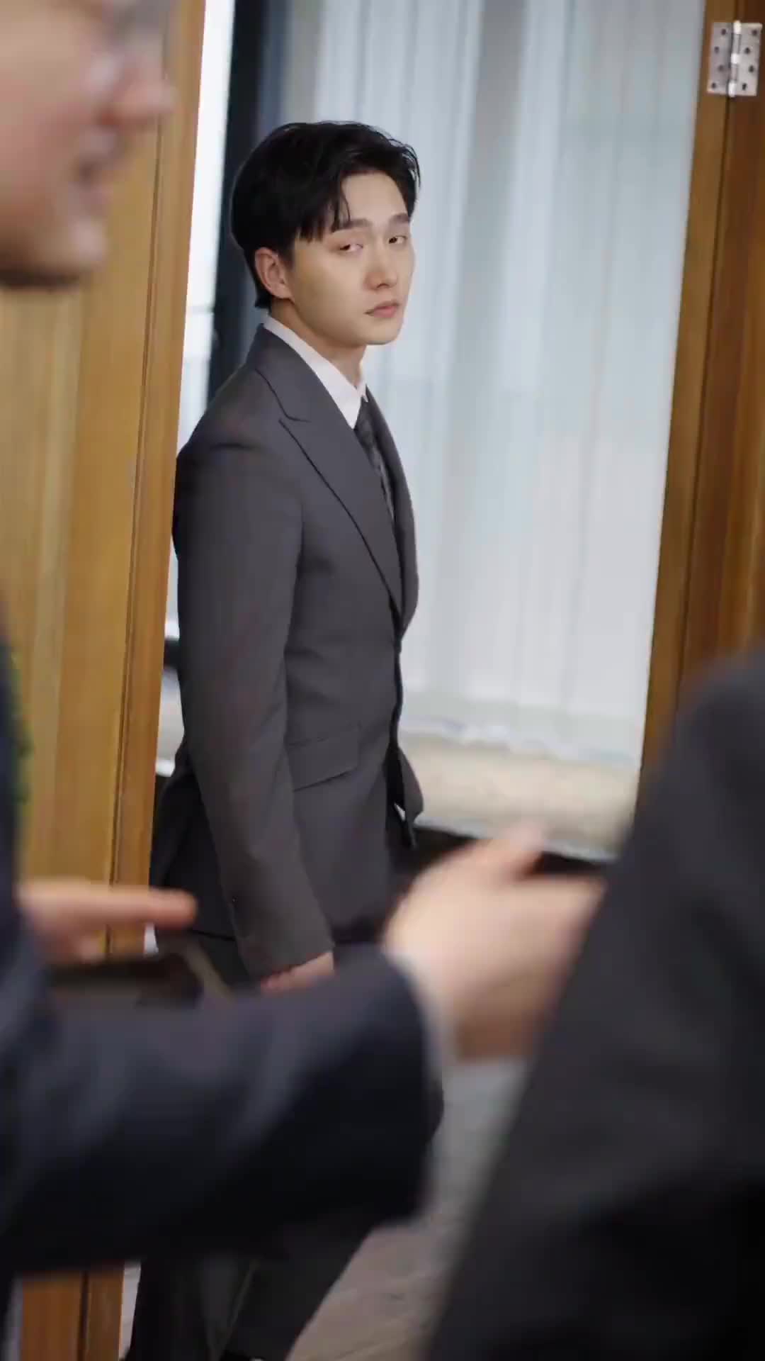 Episode 47 of The CEO Married the Wrong Woman