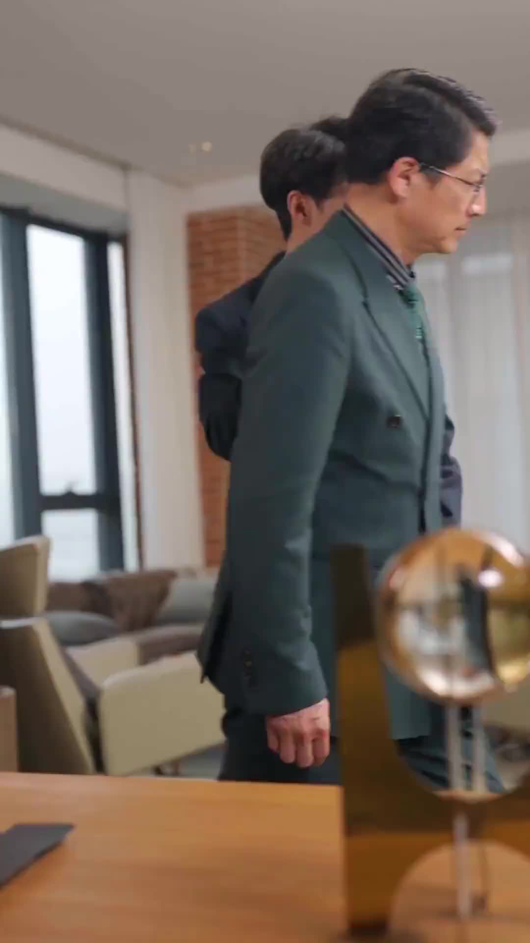Episode 49 of The CEO Married the Wrong Woman