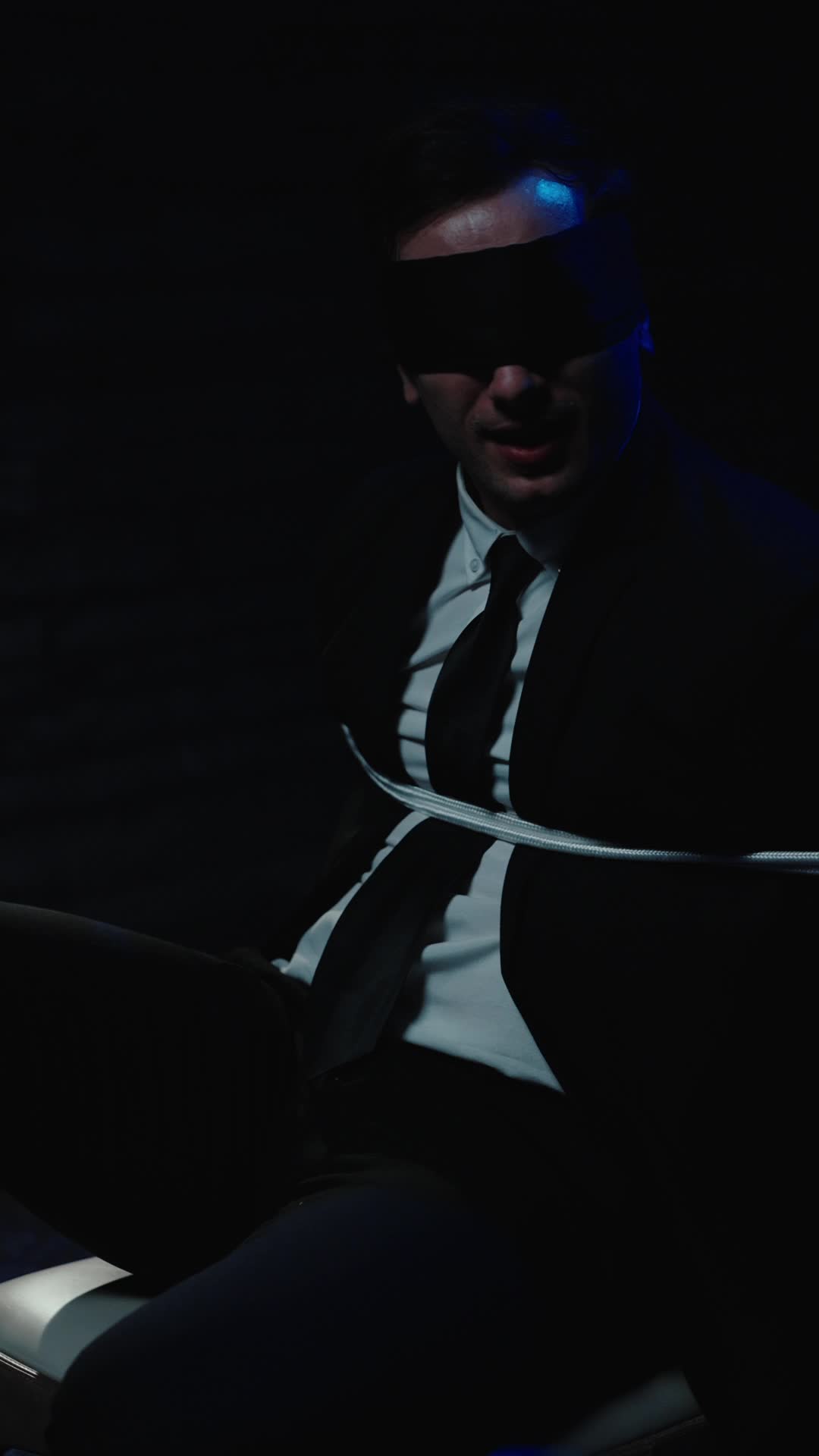 Episode 20 of The chauffeur