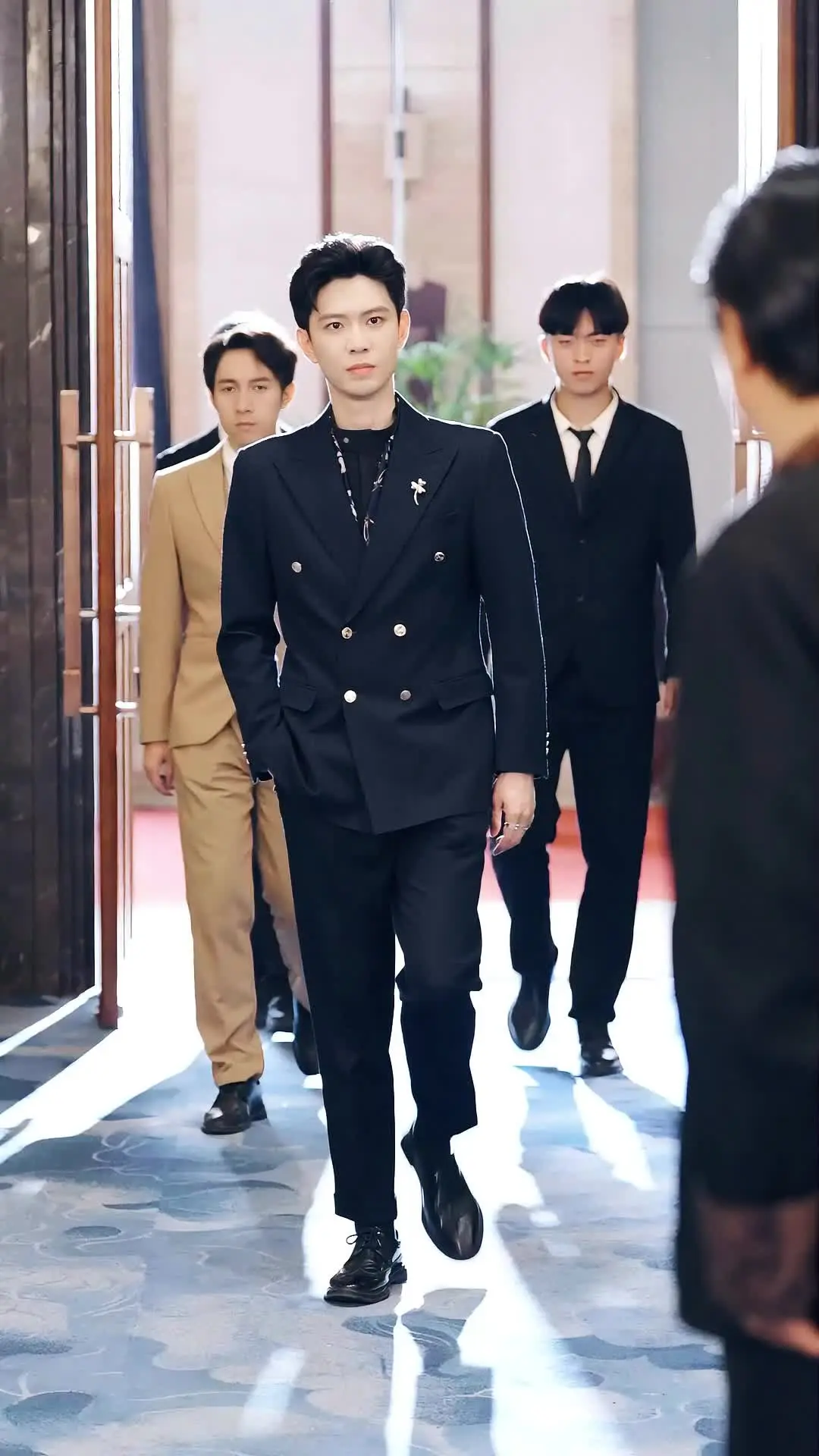 Episode 58 of The Chic Mom Returns