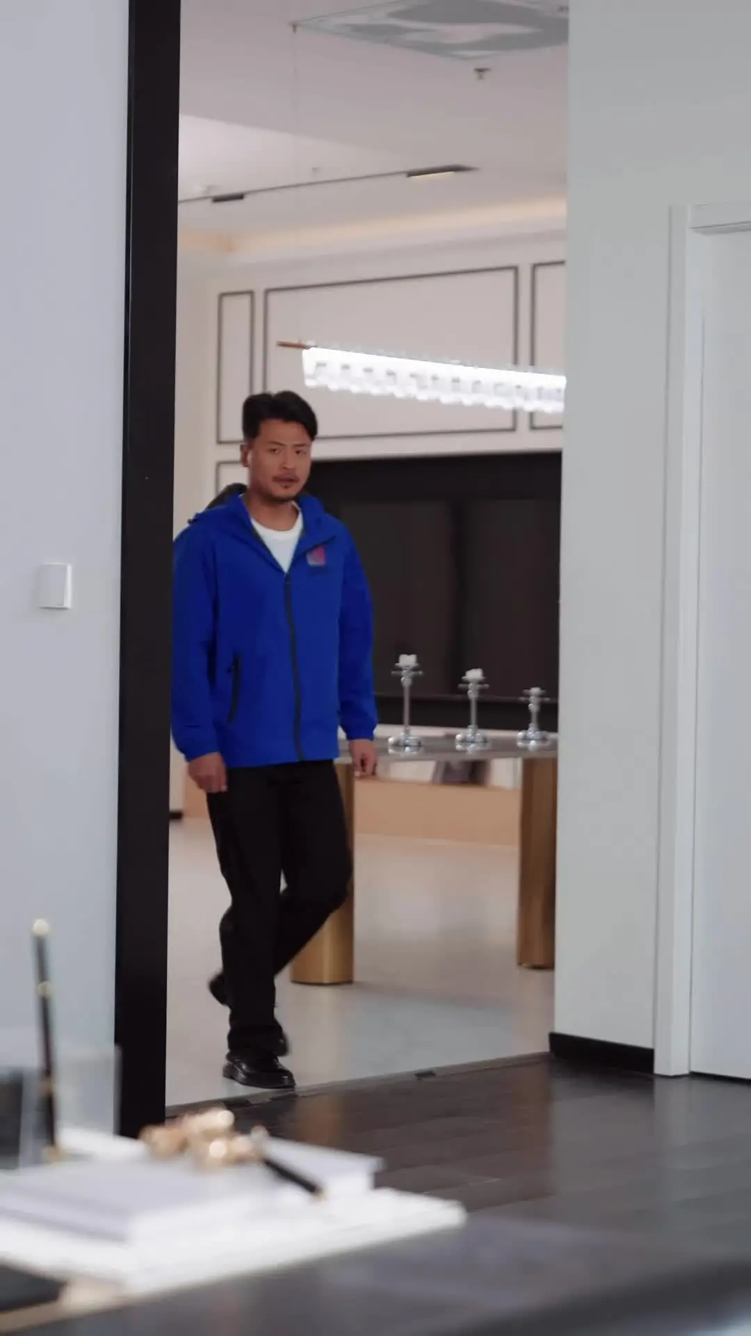Episode 65 of The Delivery Guy They Mocked Is a Legend