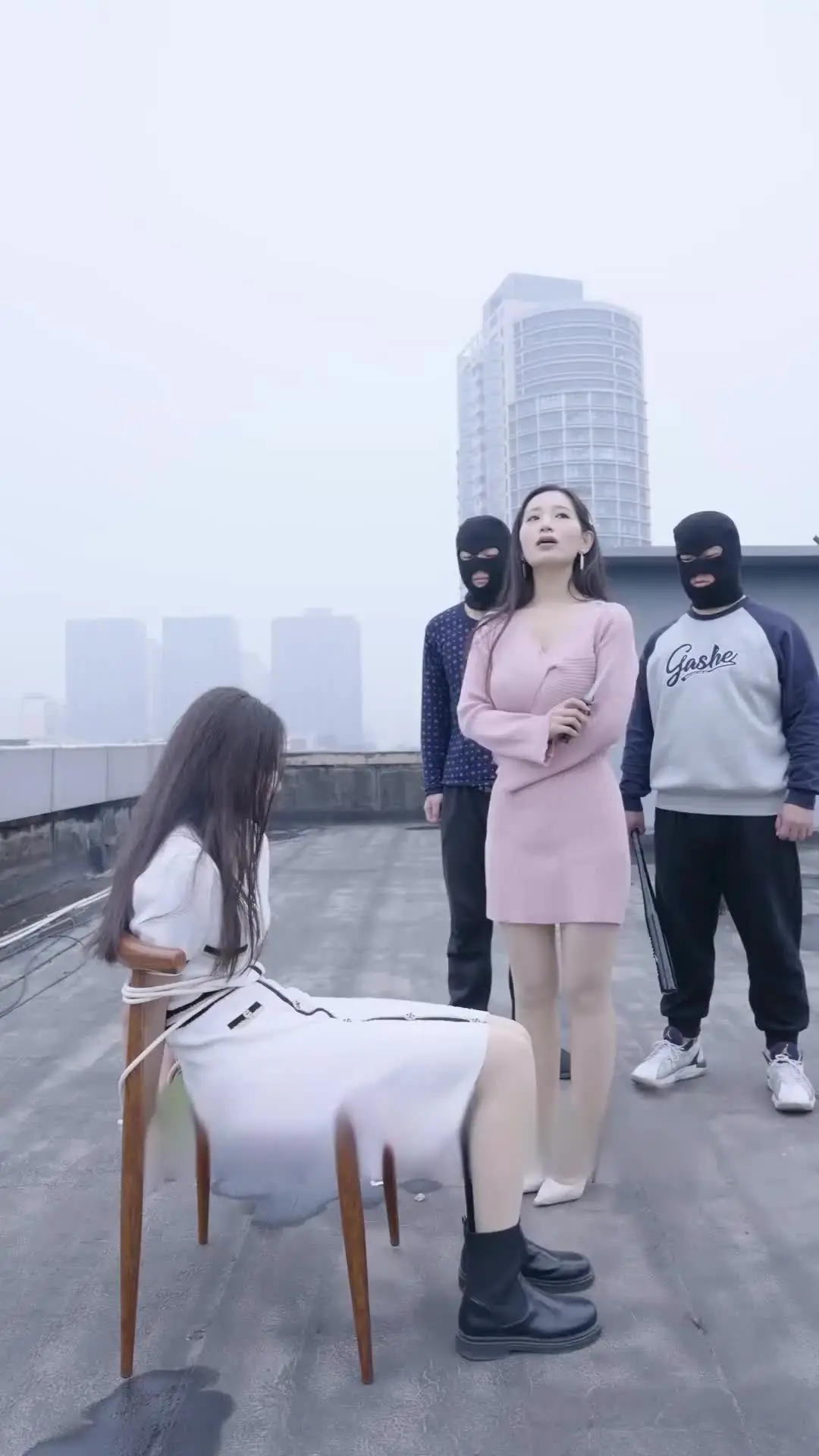 Episode 33 of The Devious CEO and His Irresistible Wife