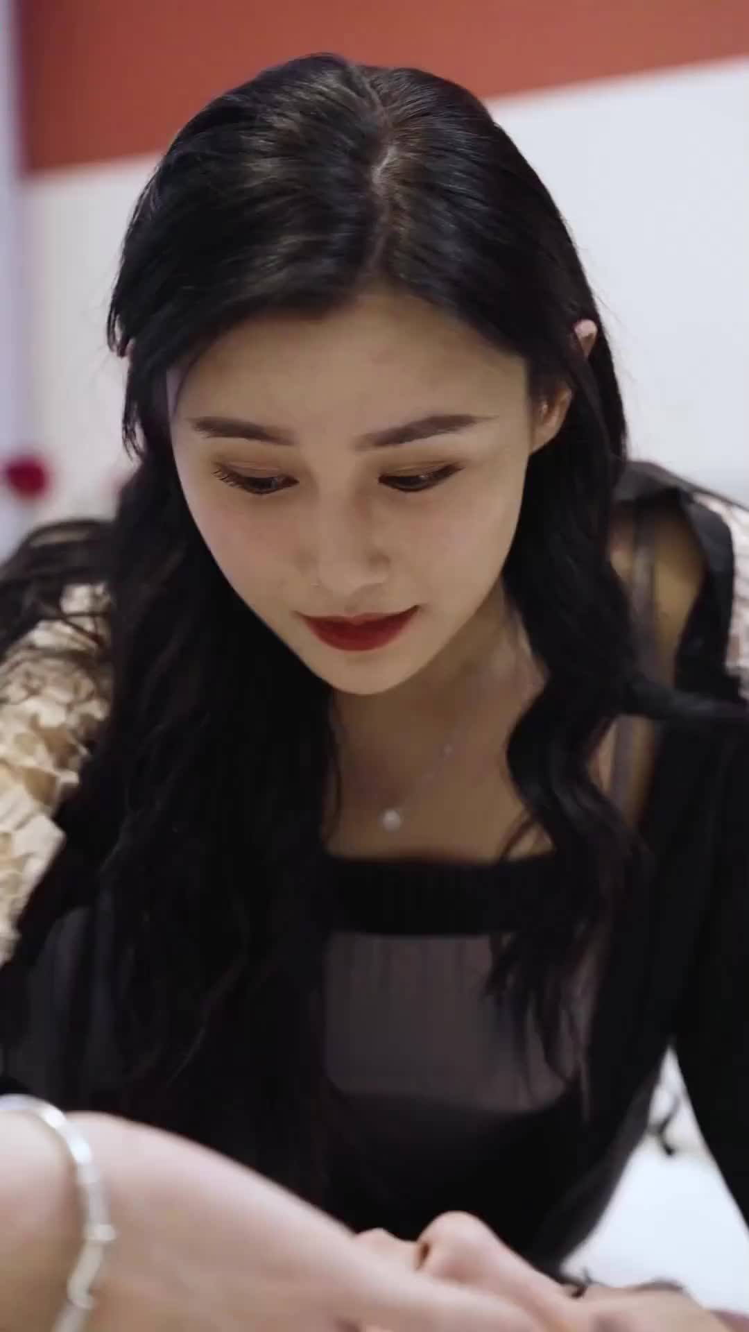 Episode 66 of The Devious CEO and His Irresistible Wife