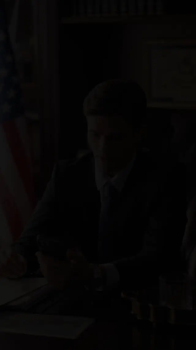 Episode 12 of The Double Life of Mr President
